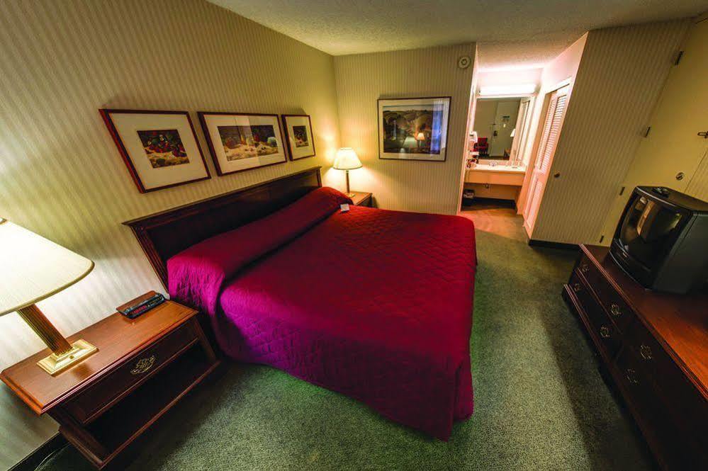 ยูนิเวอร์ซิตี้ เพลส โฮเทล แอนด์ คอนเฟอเรนซ์ เซ็นเตอร์ Hotel พอร์ตแลนด์ ภายนอก รูปภาพ